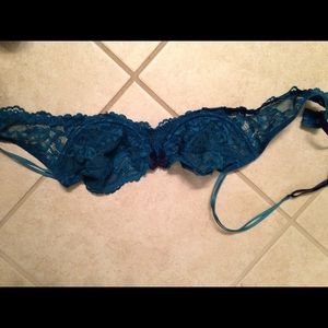 💲34a lace teal bra